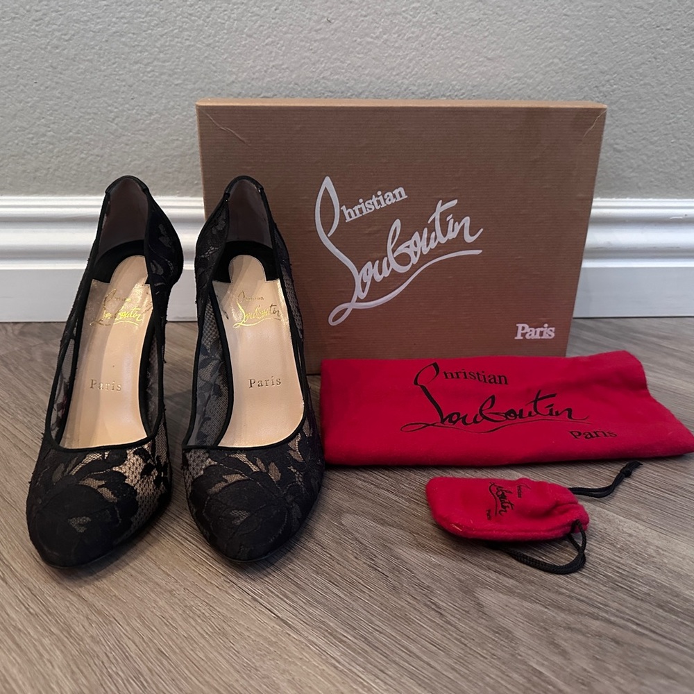 Christian Louboutin Women's Dorissima Lace 100 Black Pumps Heels - 39